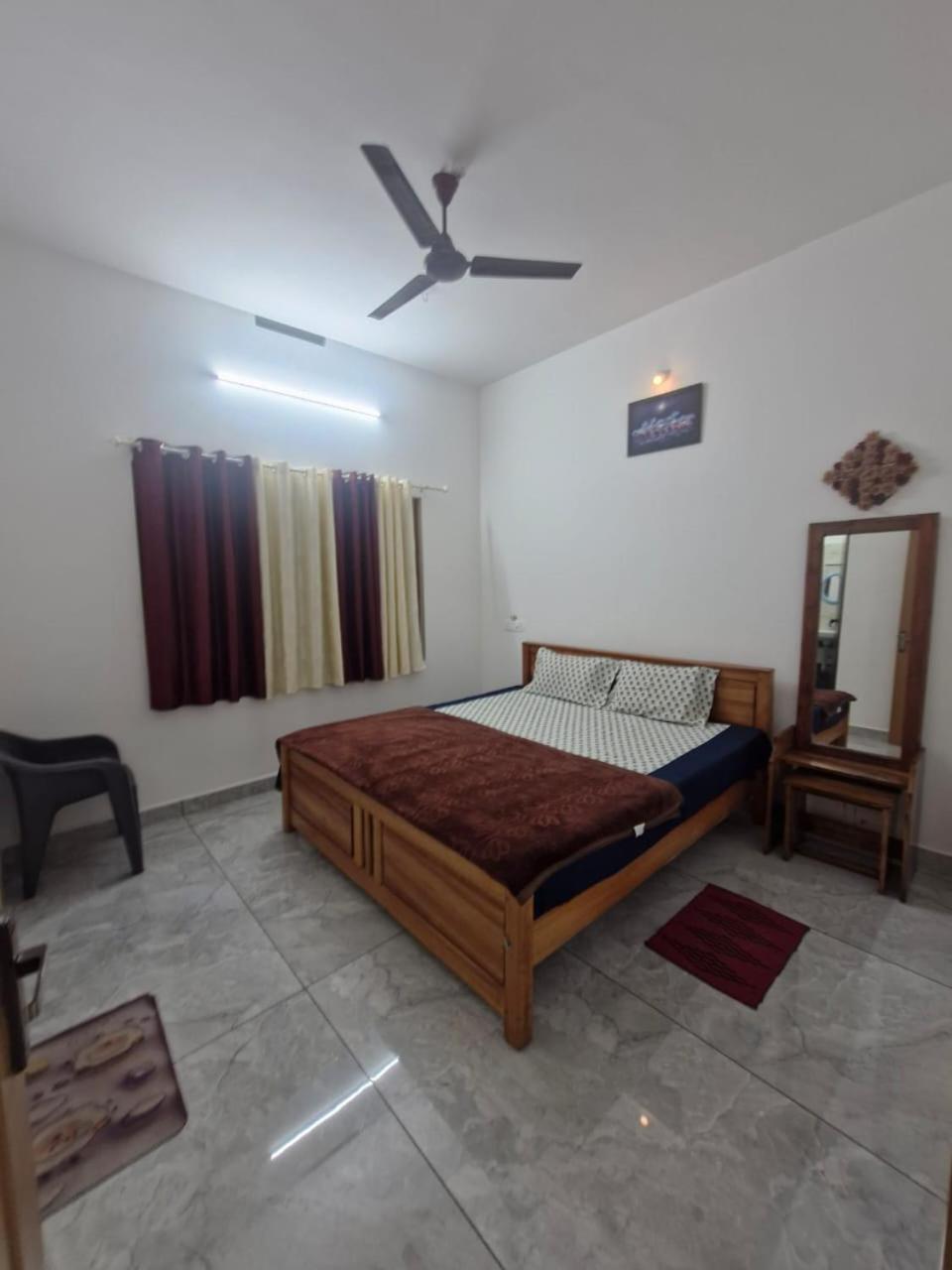 Ashvis Cottage Thekkady Exterior photo